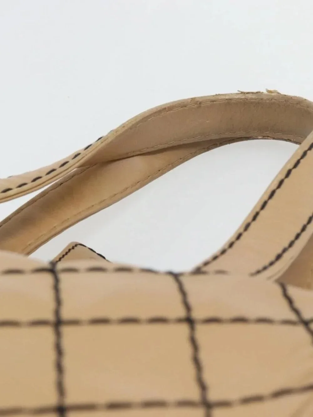 CHANEL Wild Stitch Tote Bag Leather Beige CC Auth 180632